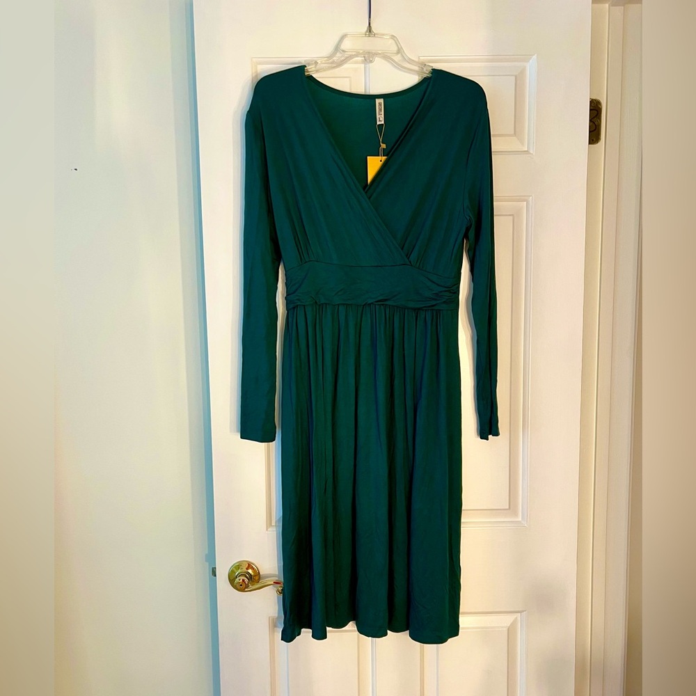 Elegant Forest Green Wrap Dress